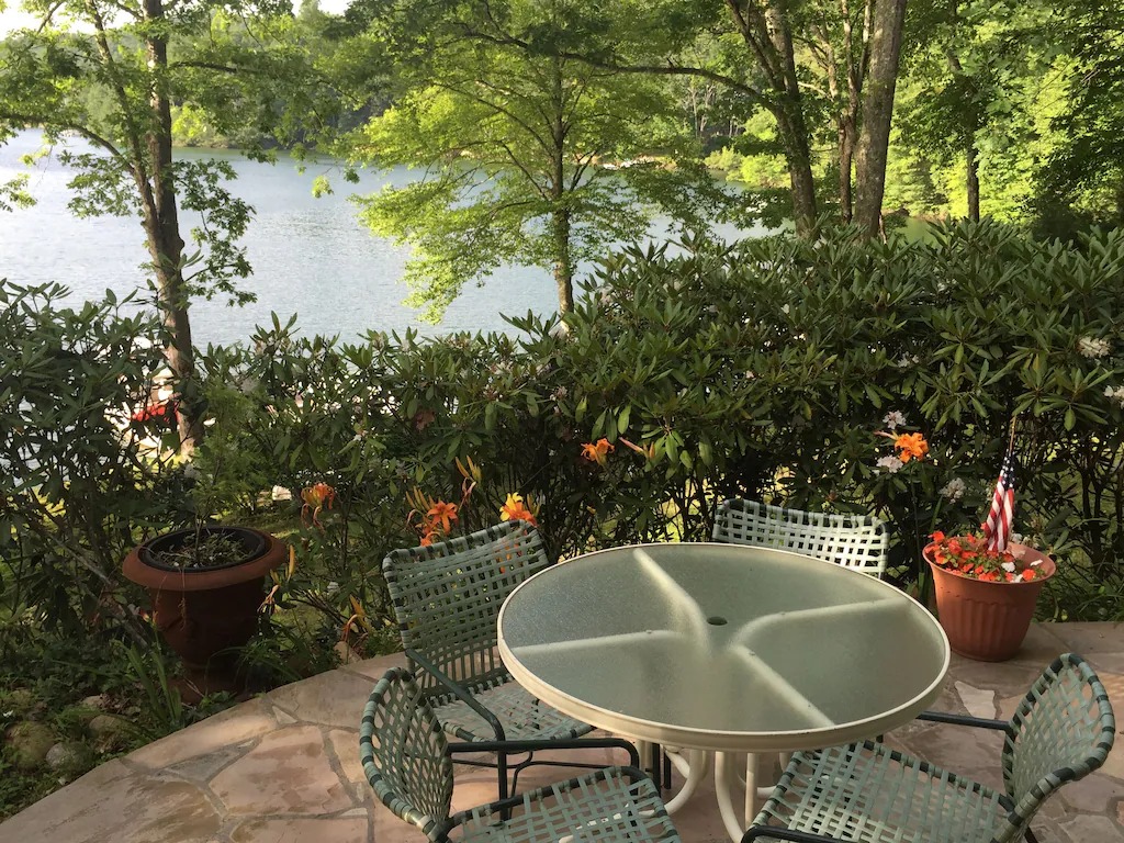 family vacation homes glenville